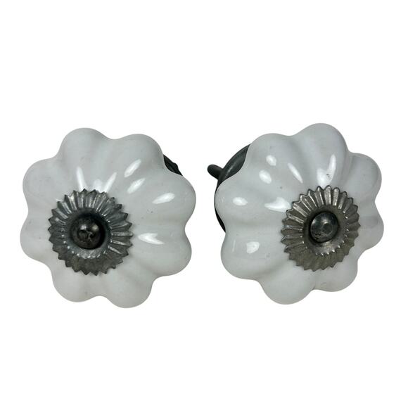 Anthropologie Set of 2 Porcelain White Melon Knobs - Picture 1 of 4